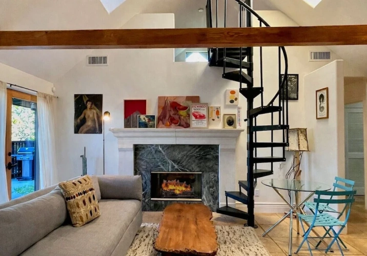 2 Bedrooms Luxury Apartment
