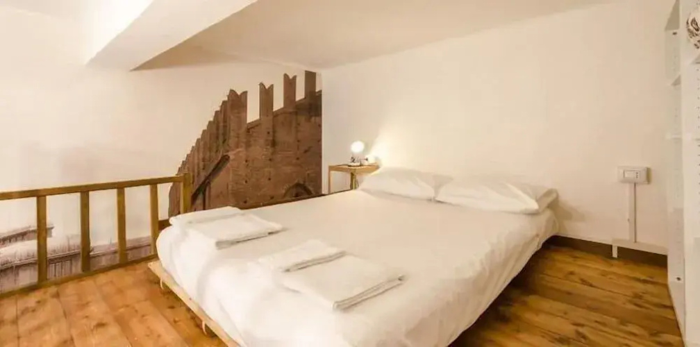Apollonia Halldis Apartment