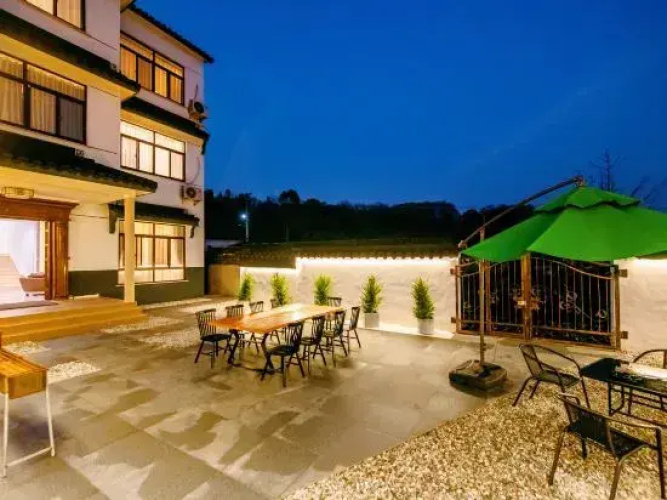 Muchen Light Luxury Single-family Villa