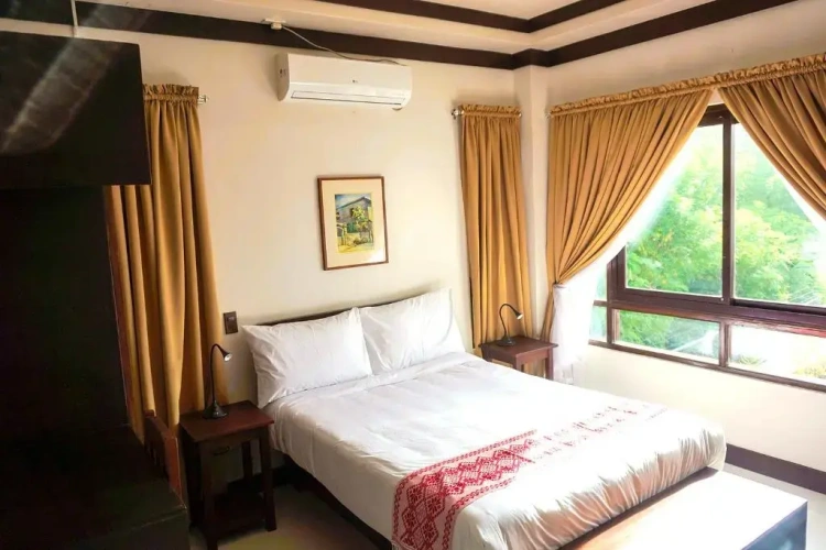 Standard Double room with lake view