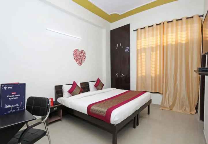 The Diamond Nest by OYO Rooms