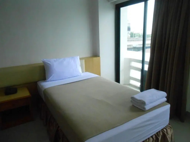 The Tower Praram 9 Hotel