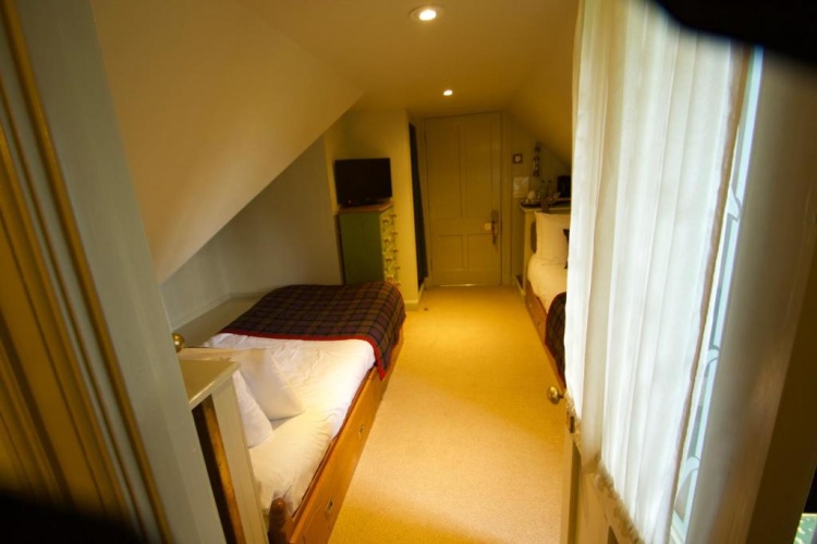 Double Cottage