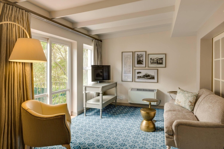 1 Bedroom Executive Double Suite