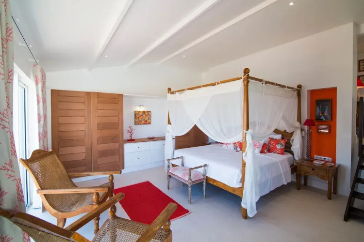 Dream Villa Orient Bay 570