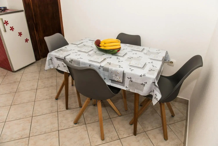 Apartment Lucky 1