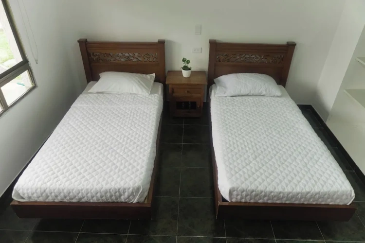 Standard Twin Basement room