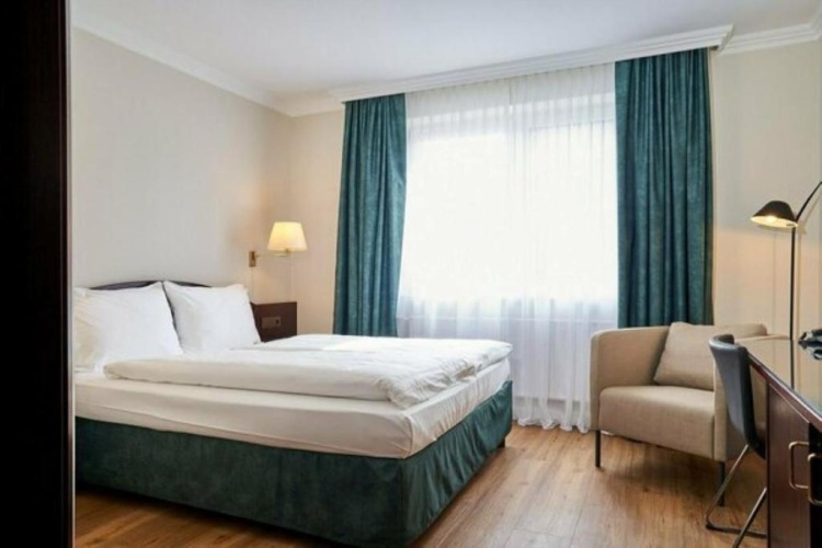 Standard Double room with garden view
