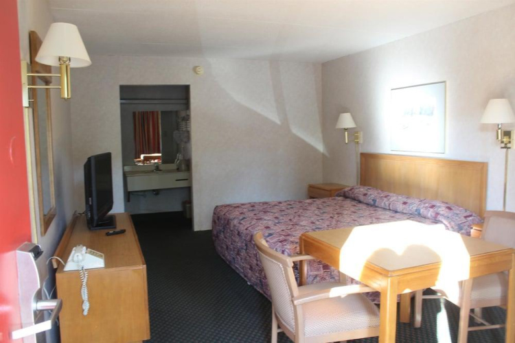 Super 8 Spindale/forest City