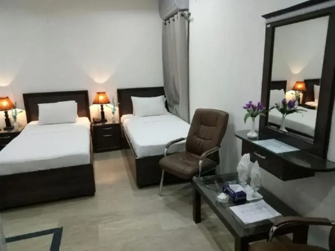 New Al Fateh Hotel Lahore