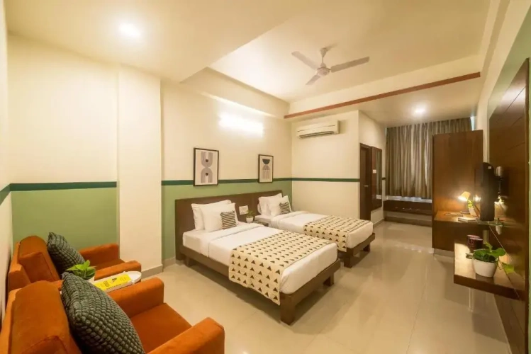 Standard Twin room