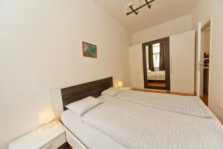 Apartment Arnsteingasse 8