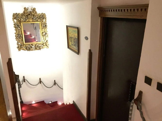 Hotel No. 16