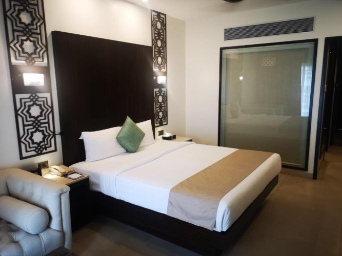 1 Bedroom Suite with ocean view