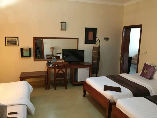 Le René Angkor Boutique