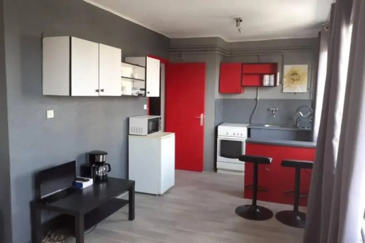 1 Bedroom Apartment