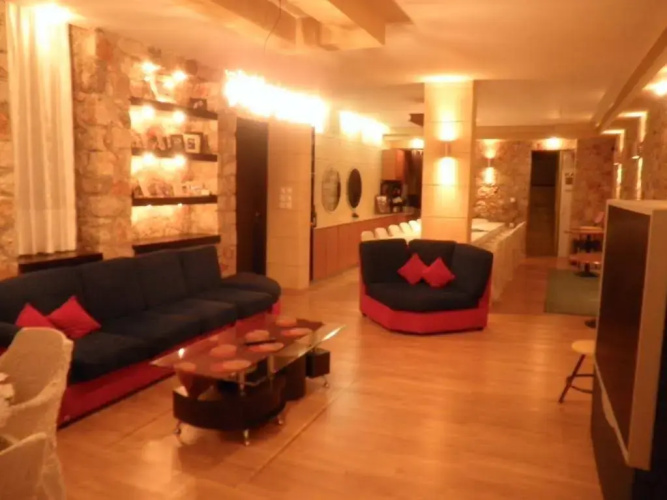 Kostas Studios