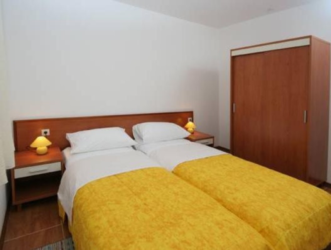 1 Bedroom Apartment with balcony and with view