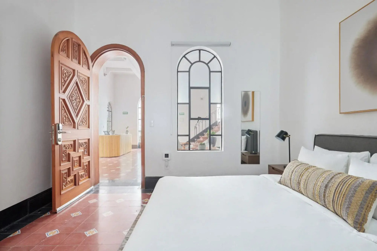 Santa Casa by Tasman