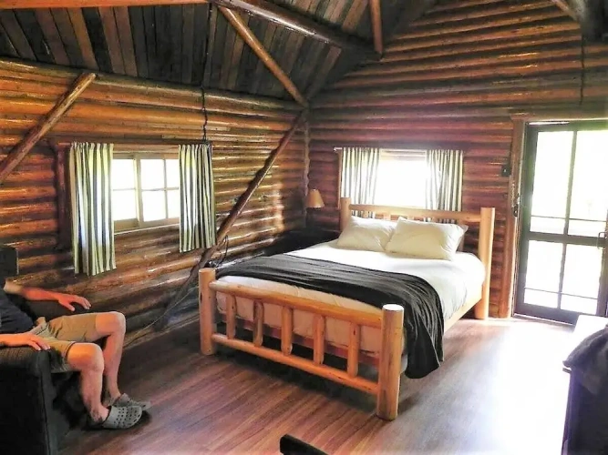 Standard room with mountain view