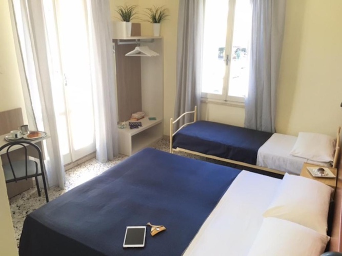 Economy Triple room