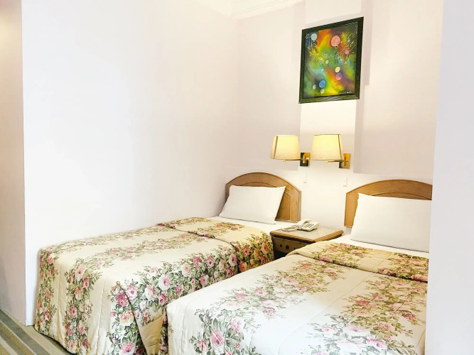 Hotel Rainbow