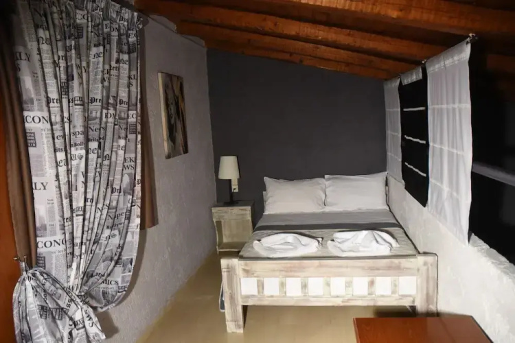 Anneta Studios