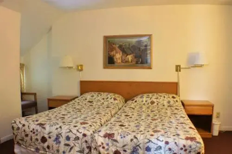 Whiffletree Condo A8