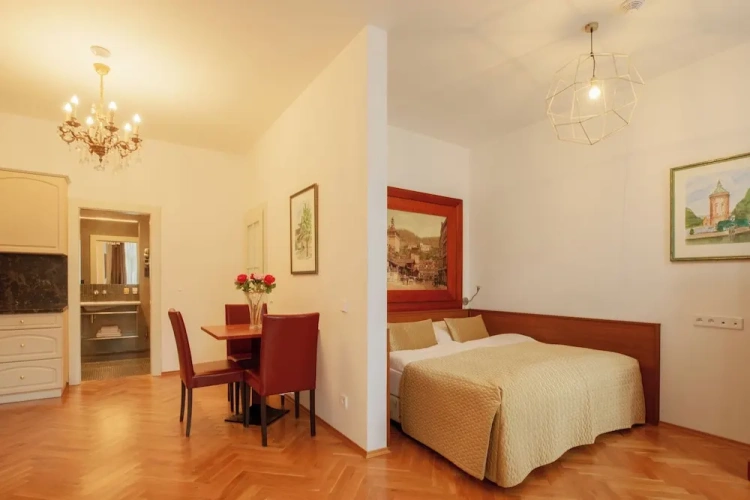 Premium Quadruple room