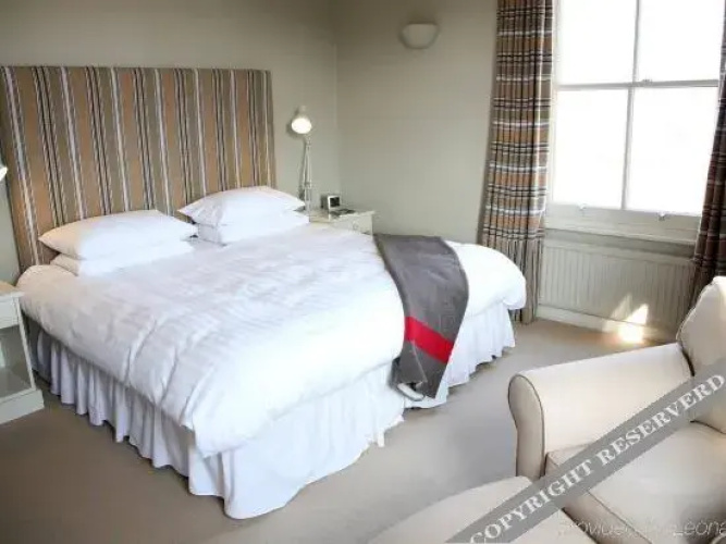 The Pier Hotel