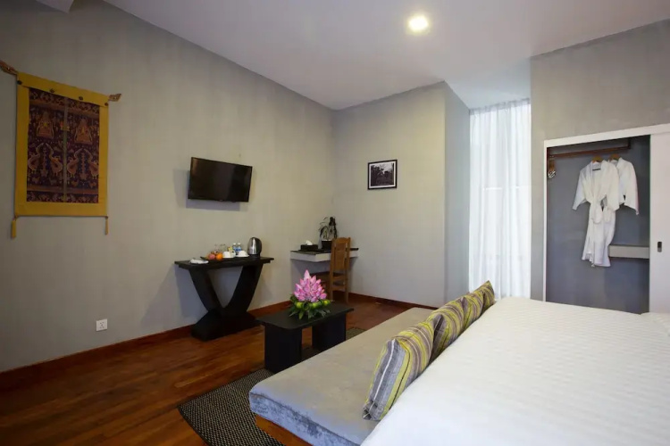 Tresor D'Angkor Suite