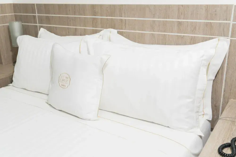 Hotel Cinco Monteria