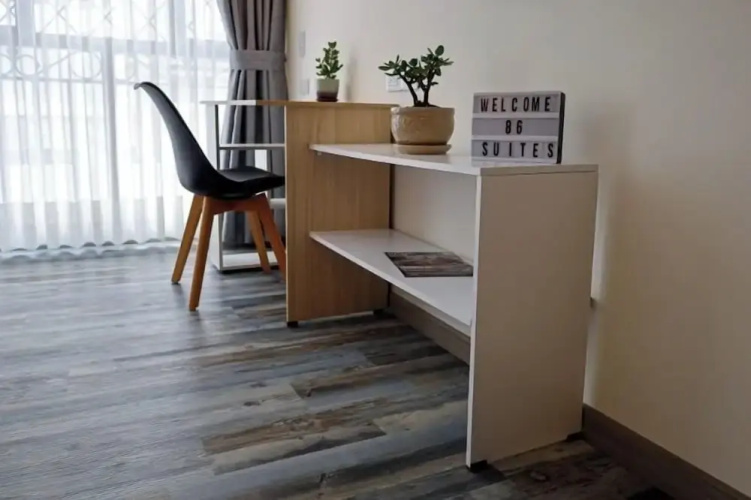 Hotel 86 Suites