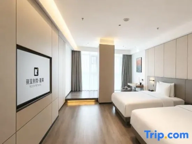 Luxury Twin room