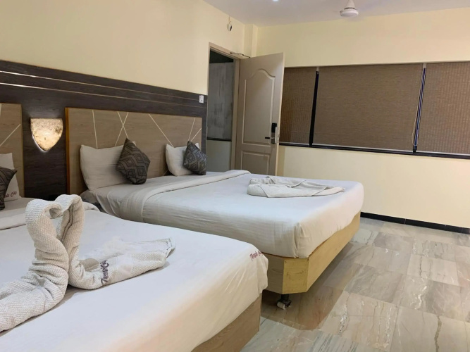 Hotel Temple City