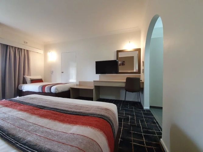 Deluxe Quadruple room