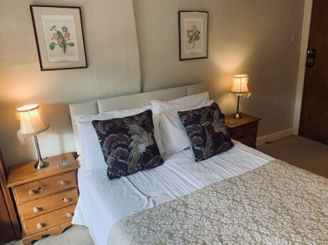 OYO Cocketts Hotel