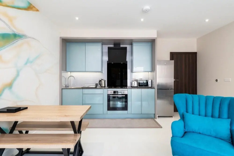Gillingham Apartment