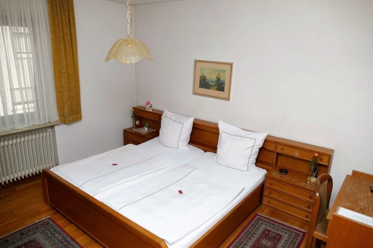 1 Bedroom Economy Double room