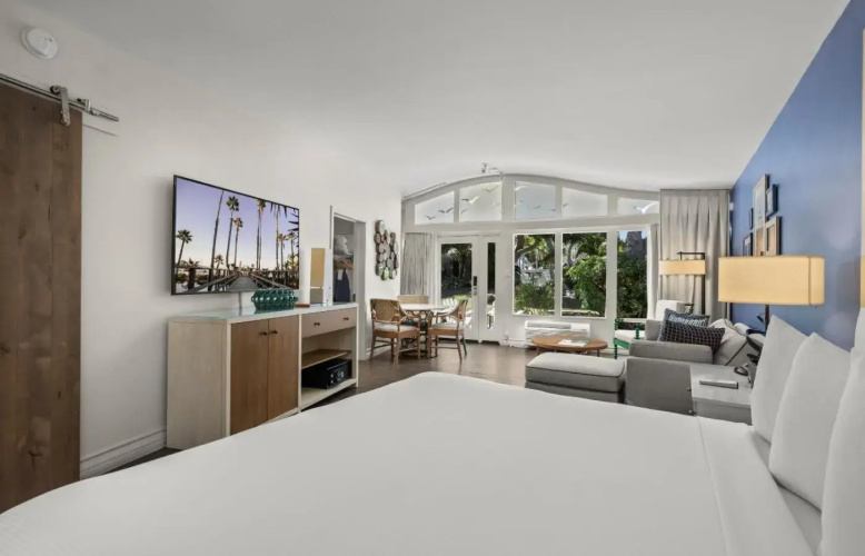 Paradise Point Resort & Spa