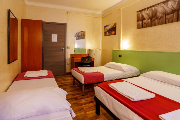 Standard Quadruple room