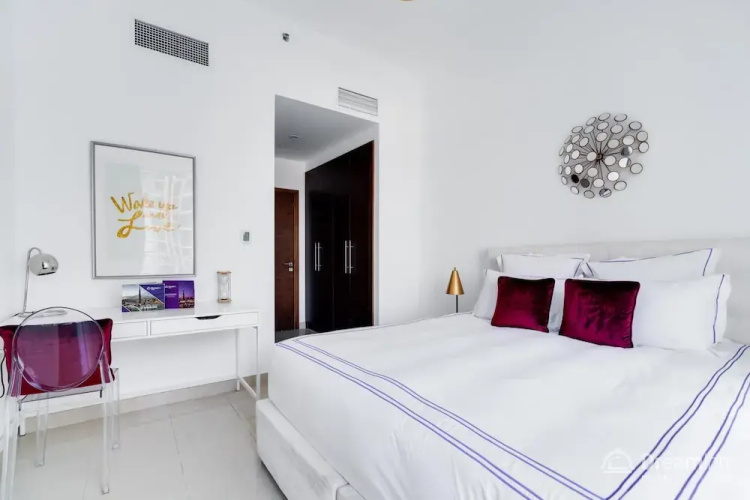Dream Inn Dubai - West Wharf