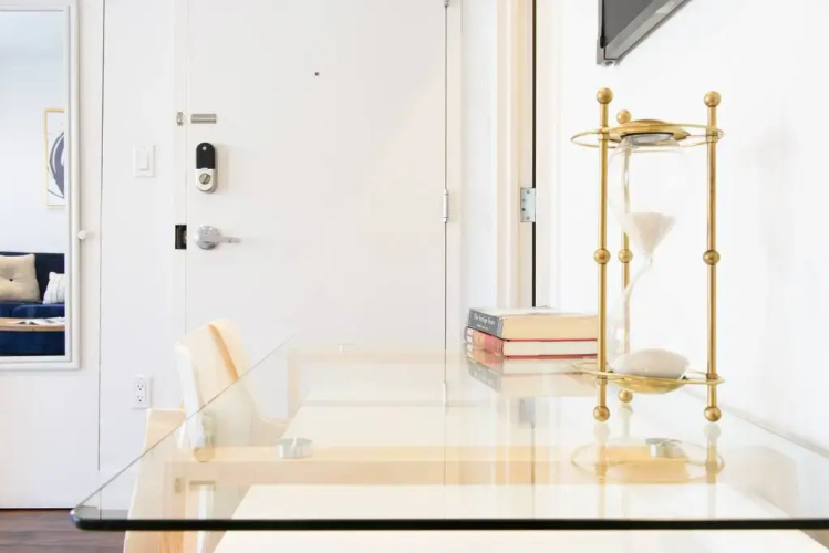 809-4a 1BR With W D Columbus Circle