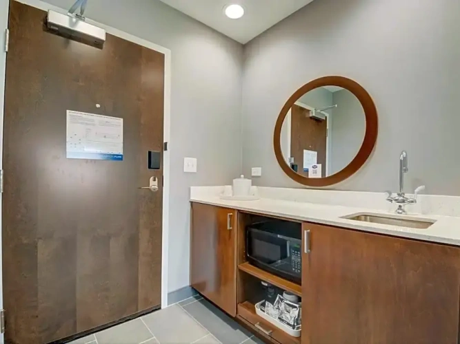Quadruple Suite