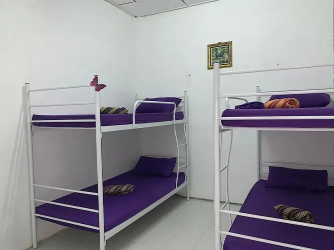 Aleesya Hostel
