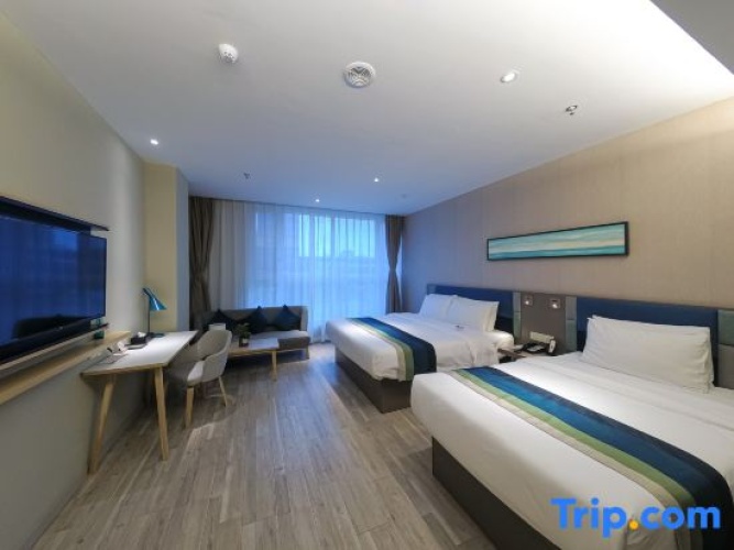 Standard Twin Family room