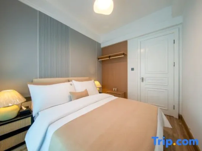 2 Bedrooms Business Suite