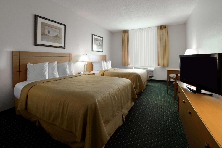 Standard Quadruple room