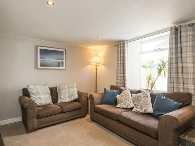 5 Bodmin Hill