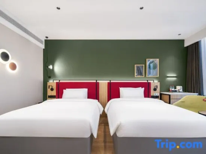 Deluxe Double Family room